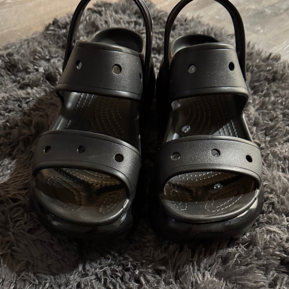 CROCS Black Women's Wedges - Picture 3 of 5